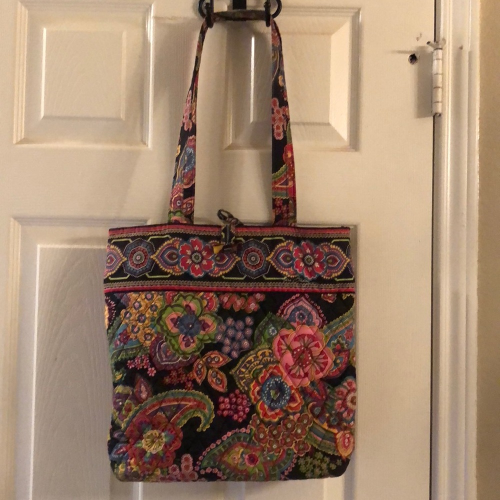 Vera Bradley bucket bag